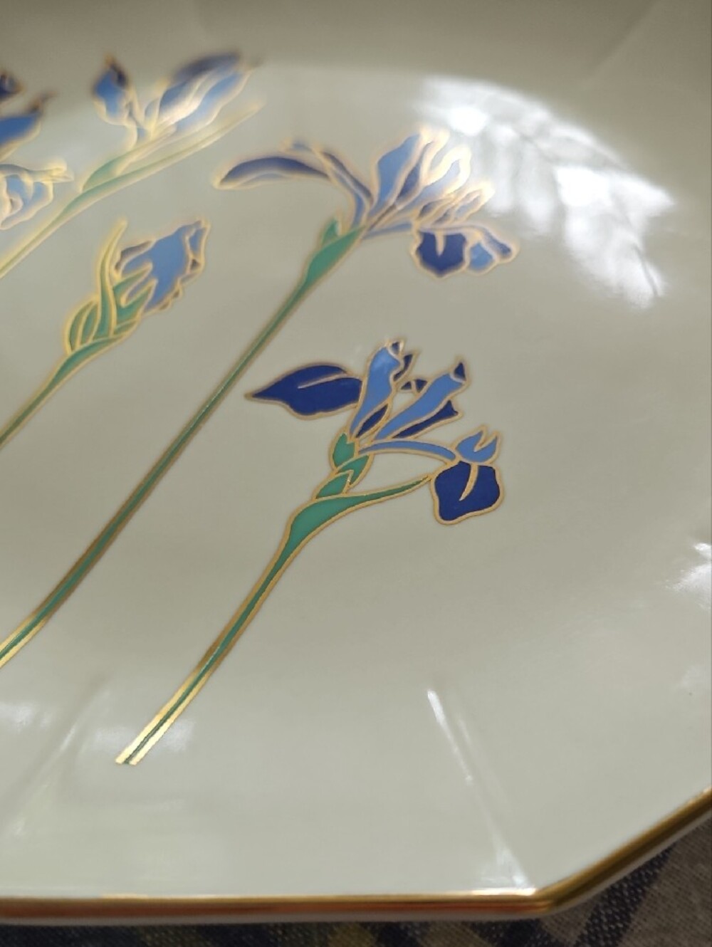 Otagiri Iris Rhapsody 8” Salad Plate Porcelain Vintage - Picture 6 of 6